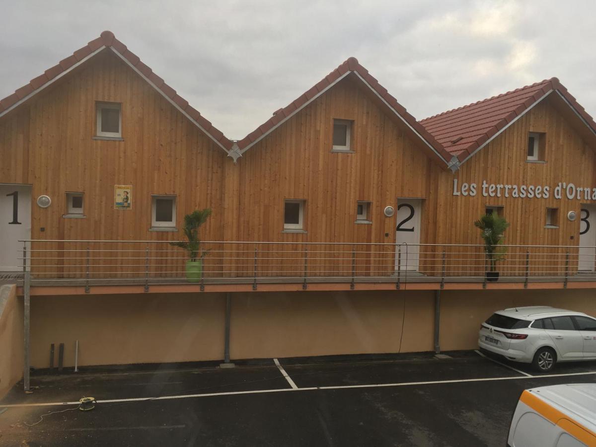 Les Terrasses D'Ornans Apartment Екстериор снимка